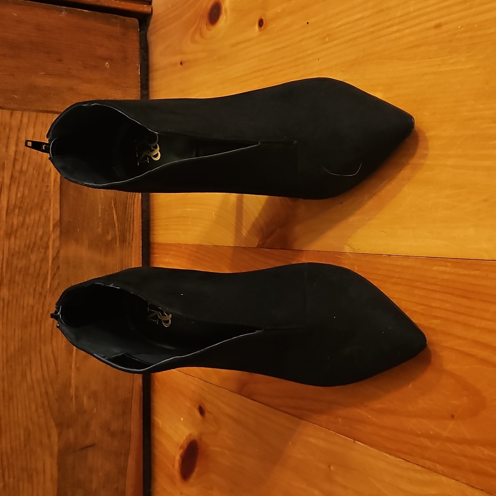 NY&C Suede Bianca Booties, 7.5